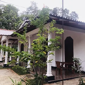  Privatunterkunft Pidurangala Sri Lanka