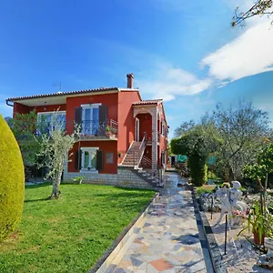 https://apartmani-kramar.in-istria.net